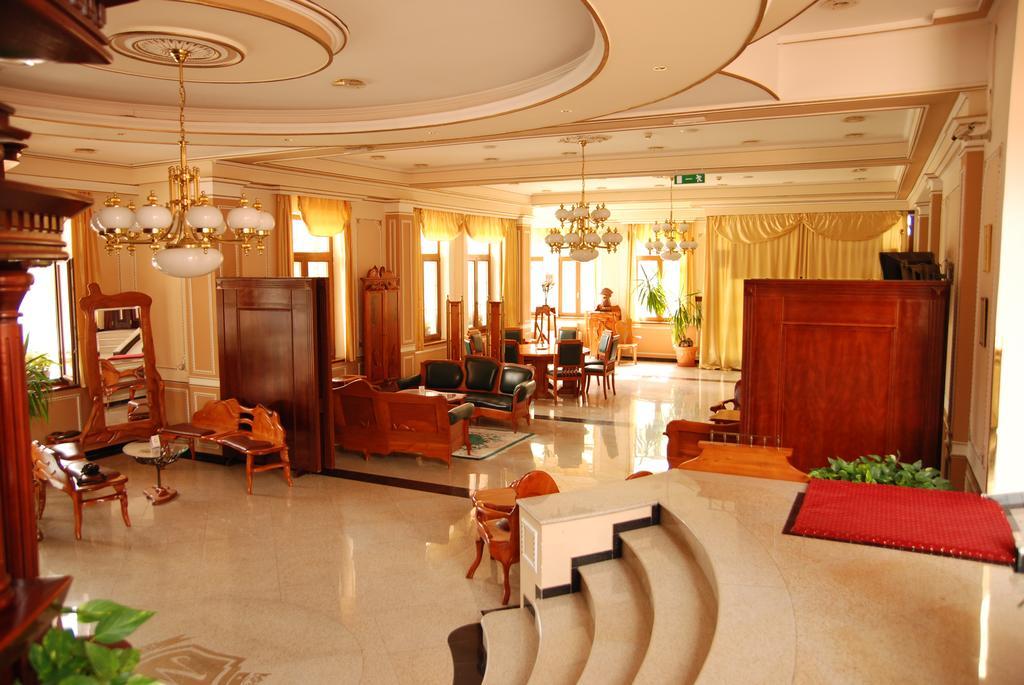 Hotel Villa Majur Subotica Exterior foto